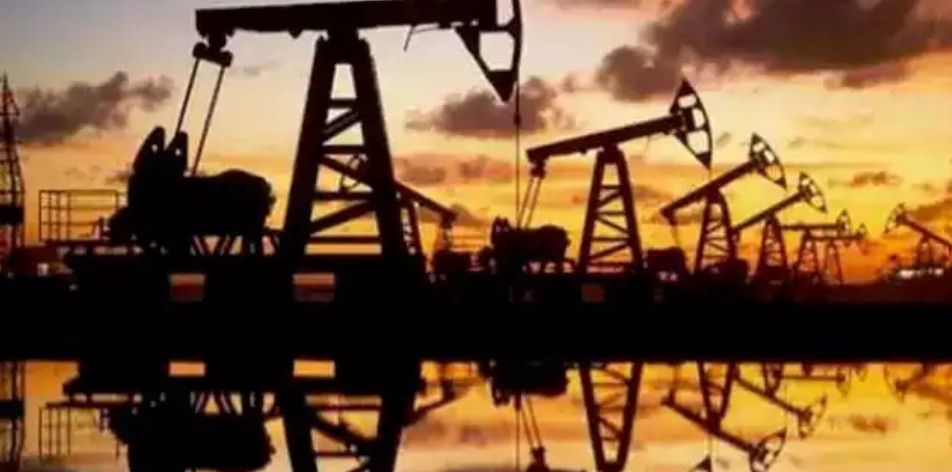 ట్రంప్ వార్నింగ్స్ తో మరోసారి భారీగా పెరిగిన చమురు ధరలు